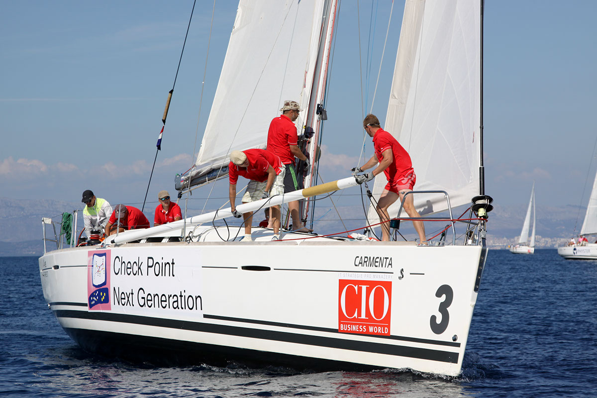 It regatta 2012 7619