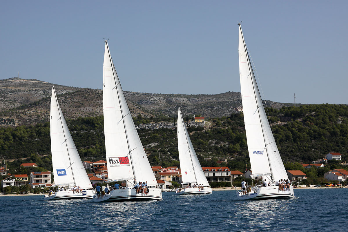 Stavebni regatta 2012 8500